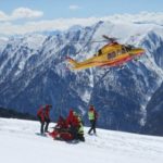 Cade dalla tavola da snowboard e muore sulle piste del Piancavallo