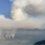 Incendio sul monte Cimadors, fiamme in luogo impervio, a fuoco 450 ettari