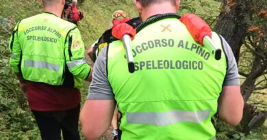 Soccorso escursionista di 84 anni sul Varmost e coppia con bambino a Casera Mela