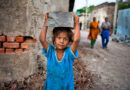 Trieste celebra il grande fotografo Steve McCurry con i suoi Sguardi sul mondo