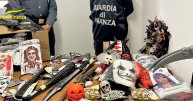 Halloween, sequestrati a Latisana 500 giocattoli pericolosi con marchio CE falsificato